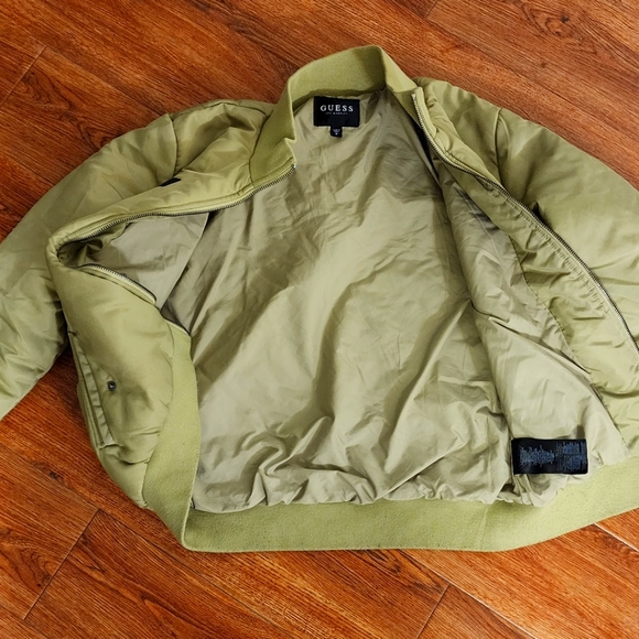 Jacket - Picture 3 of 4